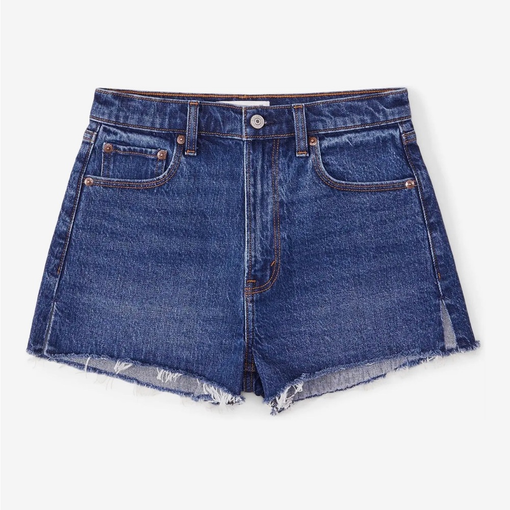 A&F High Rise Mom Short - Size 2/26 - Dark